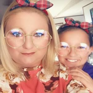 Meet your Posher, Christina tony